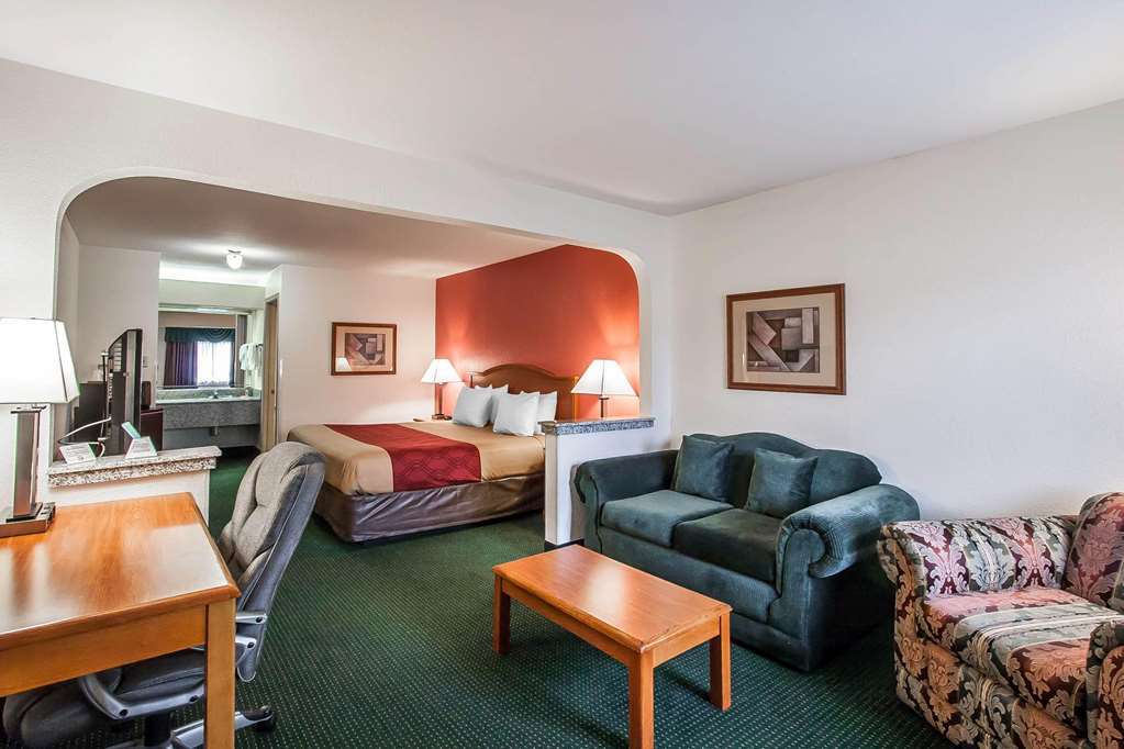 Econo Lodge Inn & Suites Мемфіс Номер фото