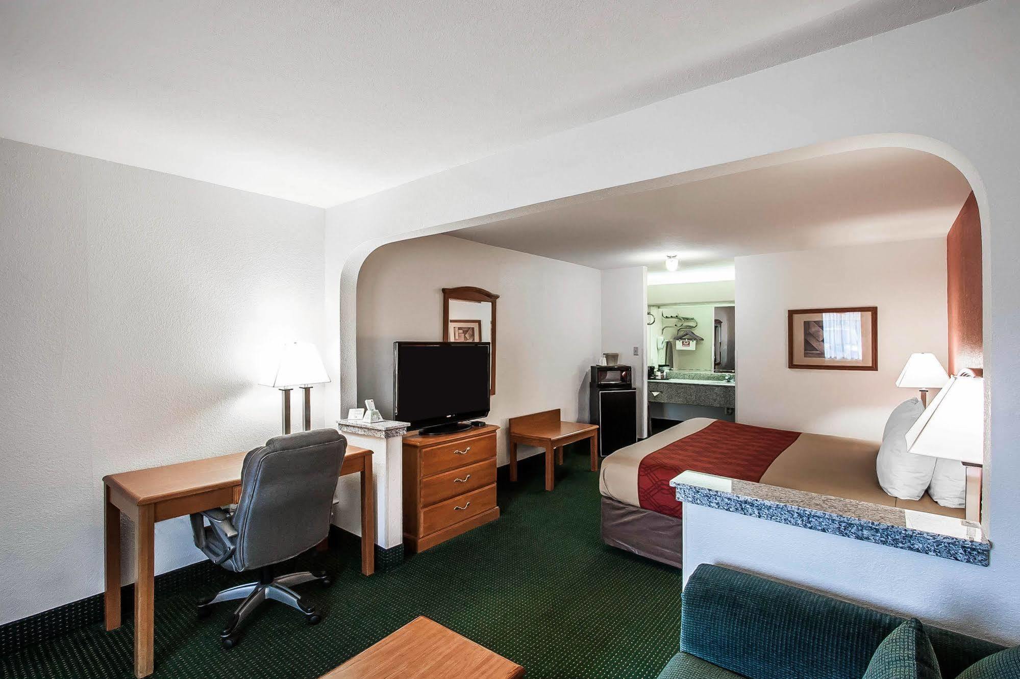 Econo Lodge Inn & Suites Мемфіс Екстер'єр фото
