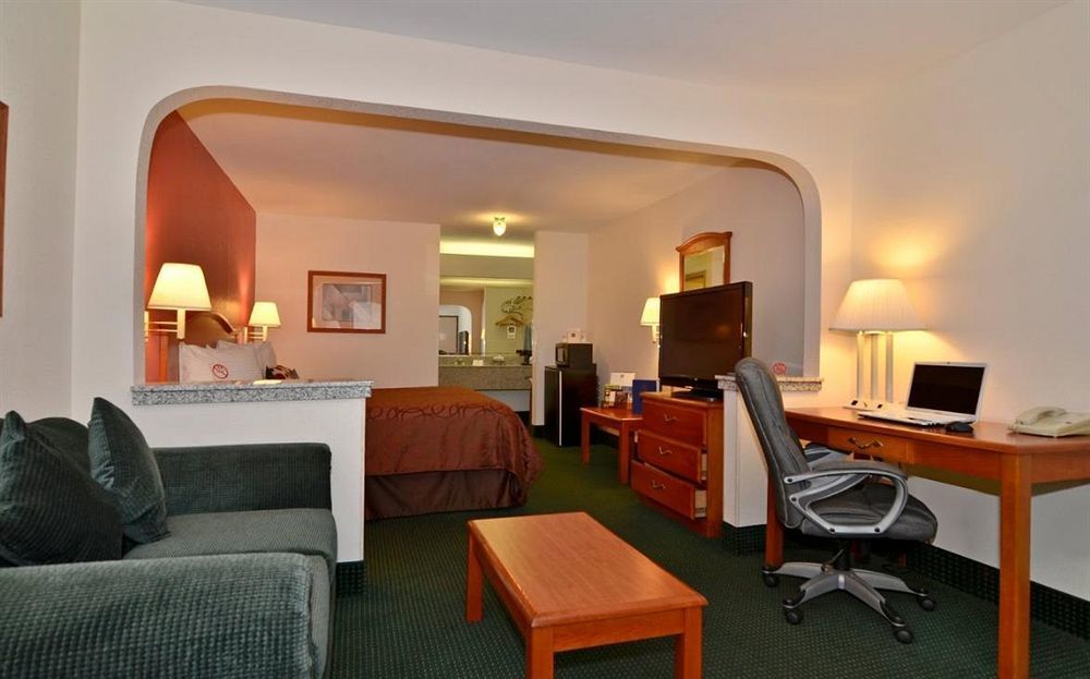 Econo Lodge Inn & Suites Мемфіс Екстер'єр фото